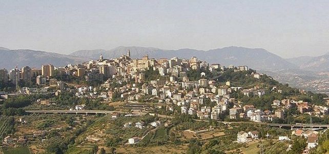 12.05.2016 – Chie­ti – La cit­tà di Achil­le e la tra­di­zio­ne del Ven­er­dì Santo